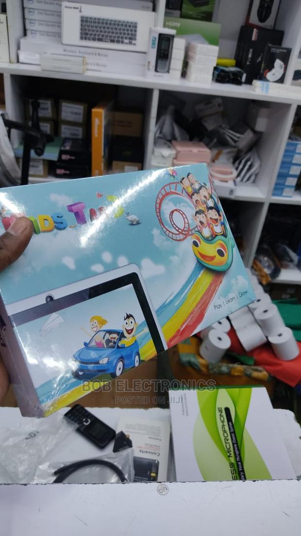 New Atouch A16 8 GB - main view