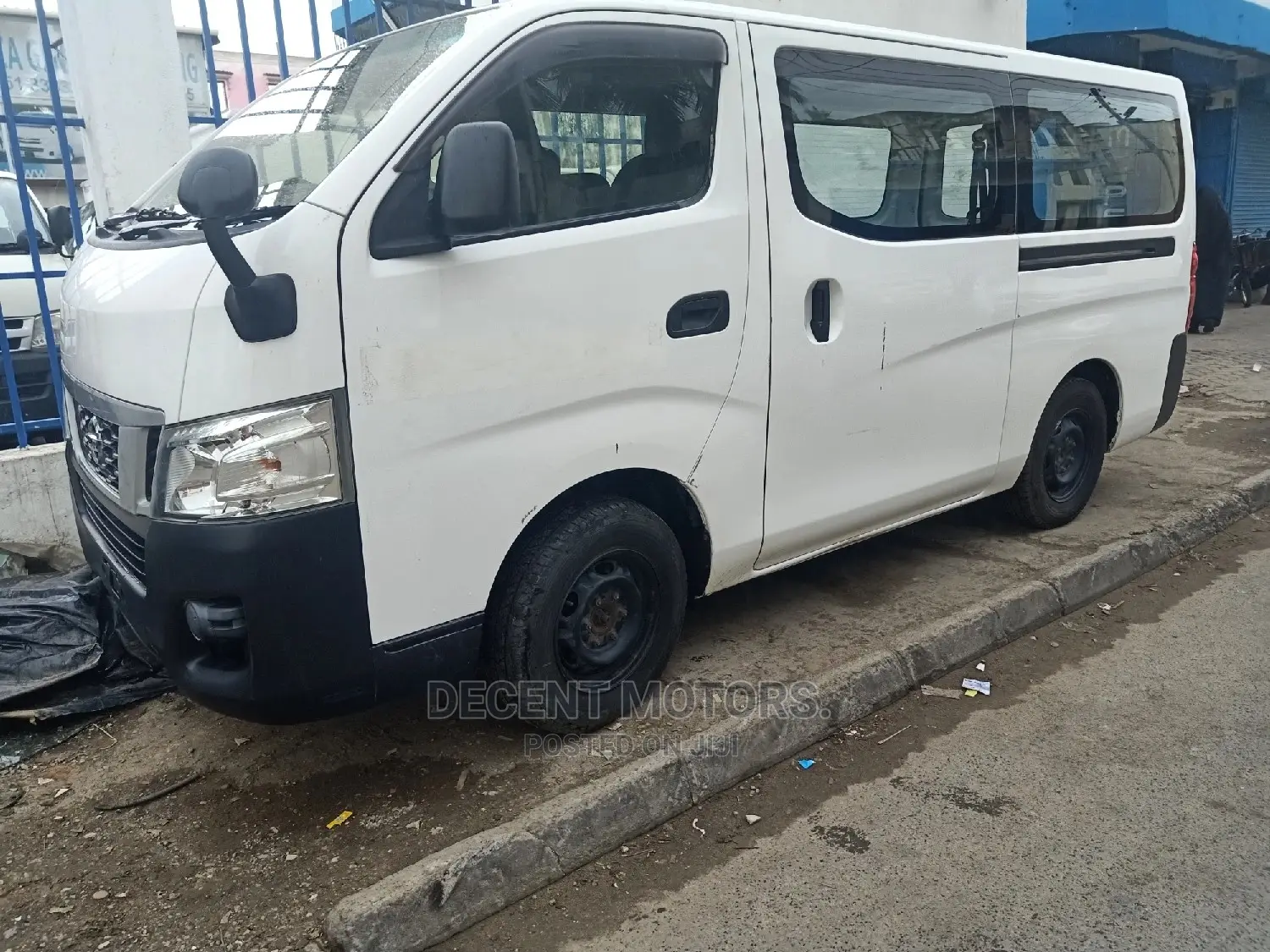 Nissan Caravan 2014 White