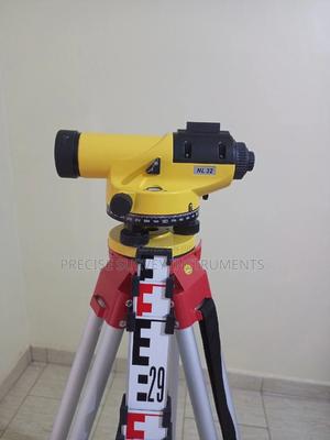 Automatic Dumpy Level (X32 Magnifacation) - thumbnail 2