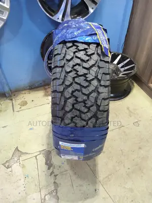 235/60r18 Comforser a/T
