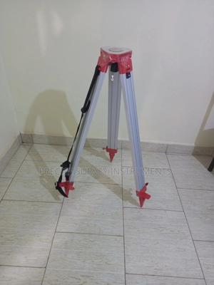 Surveying Tripod Stand - thumbnail 2