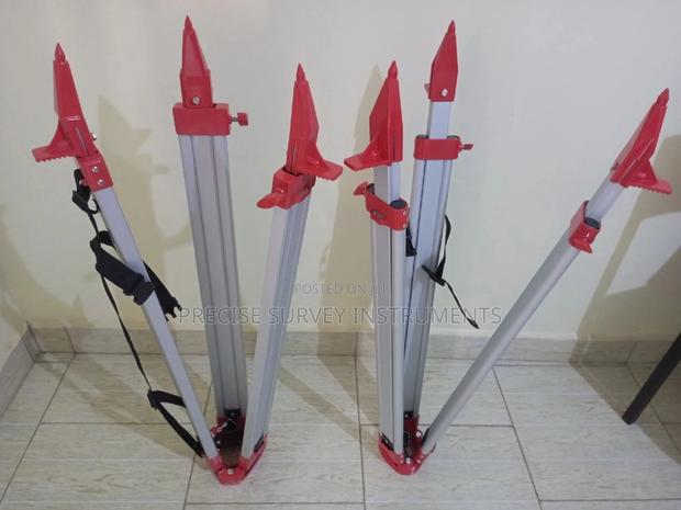 Medium Duty Dumpy Level Tripod Stands - main view