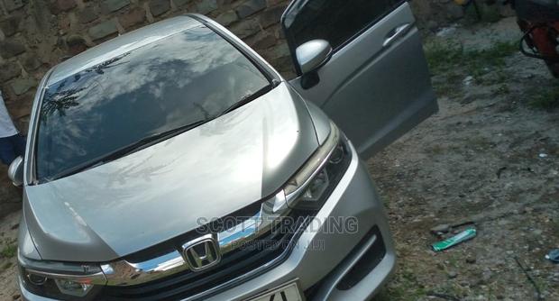 Honda Shuttle 2015 Front Windscreen - main view