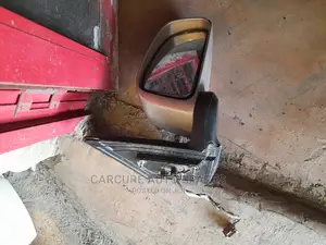 Nissan Wingroad Y12 Side Mirrors