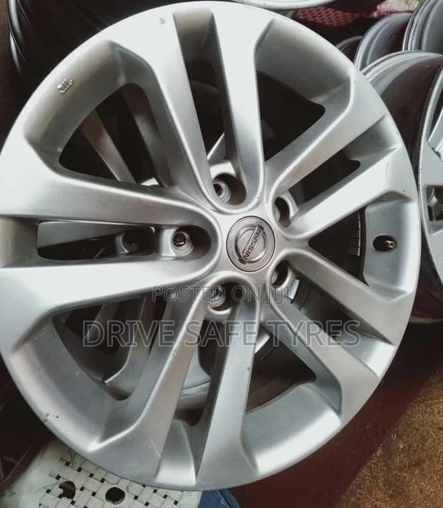 17 Inch Murano Rim Original