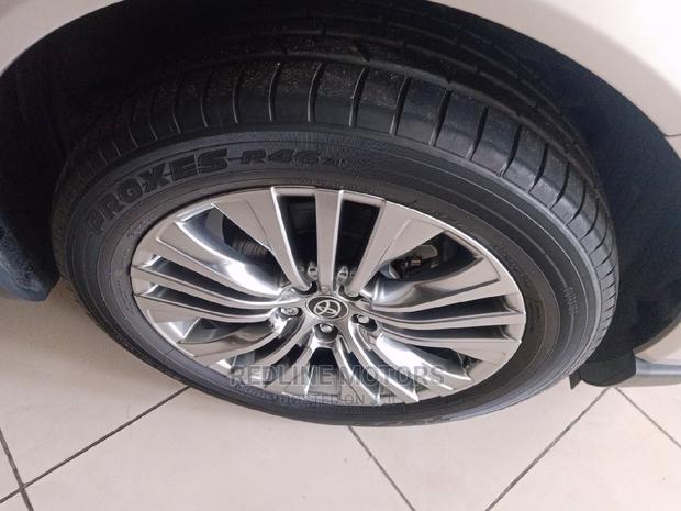 Toyota Harrier 2.0 4WD 2020 Gray - thumbnail 3