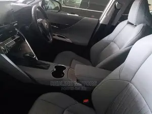 Toyota Harrier 2.0 4WD 2020 Gray