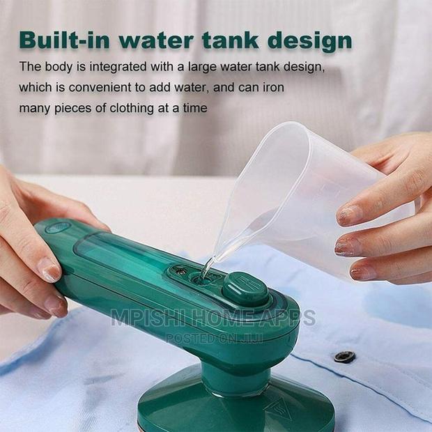 Portable Steam Iron - thumbnail 2