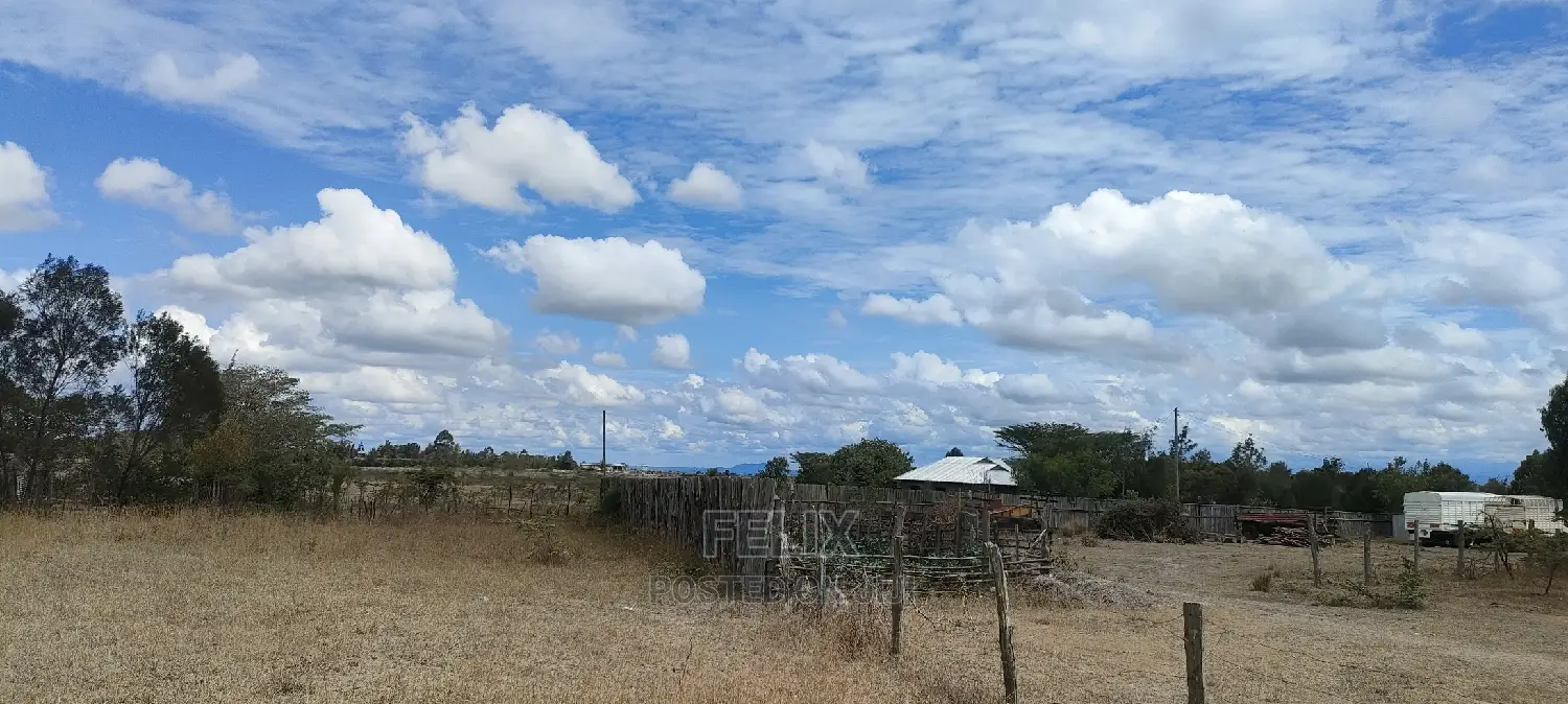 1 Acre Chaka/ Narumoru Main Tarmac