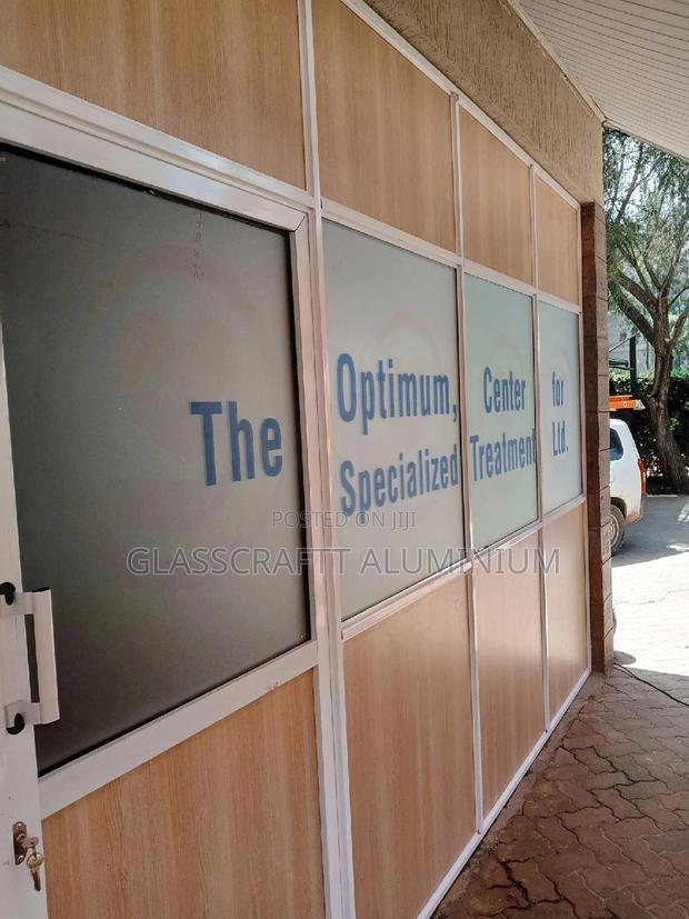 Complete Aluminum Patition - main view