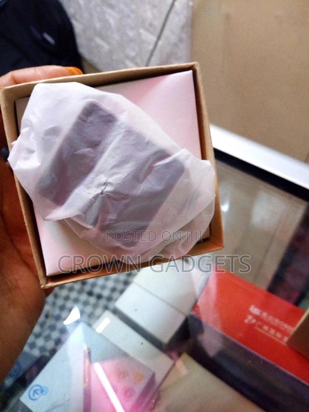 W007 Smart Watch - thumbnail 2