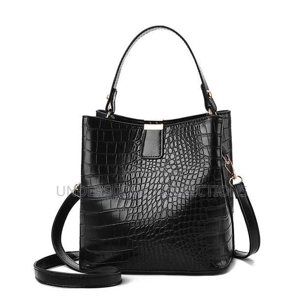 Classy Woman Single Handbag - thumbnail 3