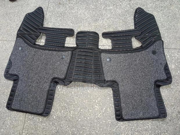 Quality 3 D Prado Floor Mats - thumbnail 2