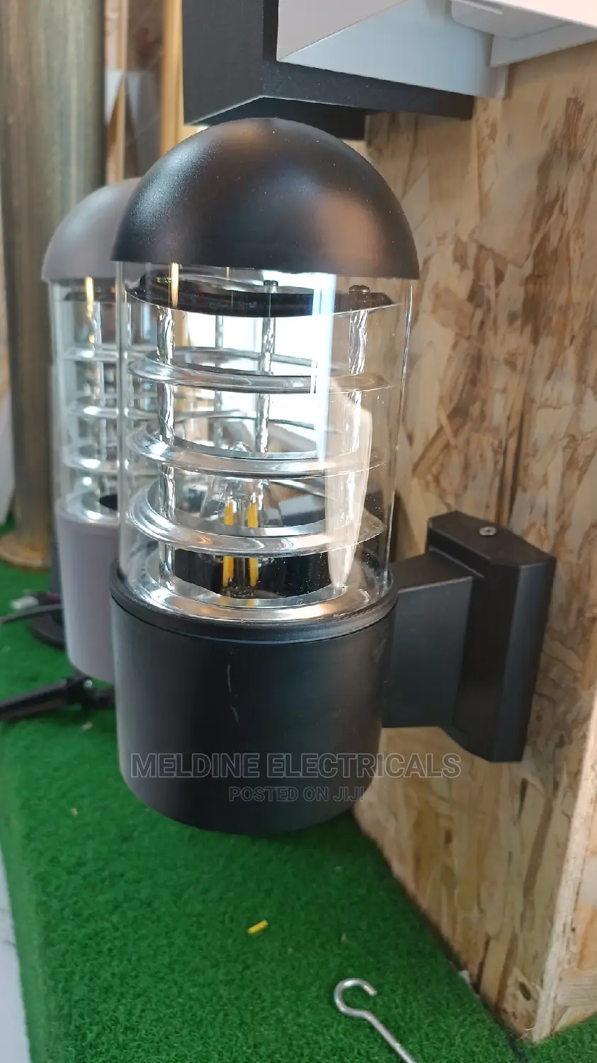 Wall Light/ Wall Mounted Light