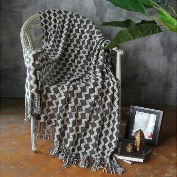 Smooth Bohemian Knitted Shawl - thumbnail 4