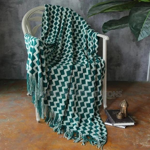 Smooth Bohemian Knitted Shawl - thumbnail 5