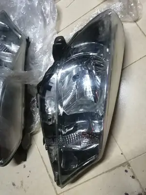 Headlight Vitz 2013