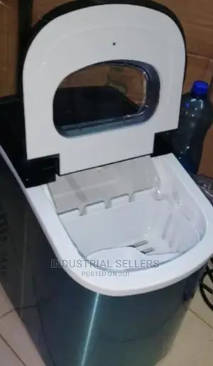 Work Easier Ice Cube Maker