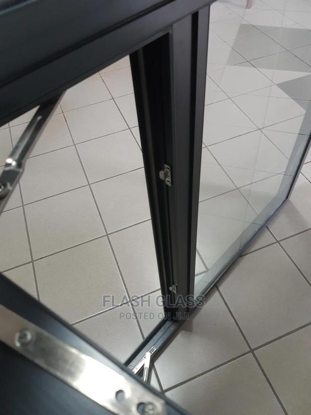 Casement Aluminum Window - thumbnail 7