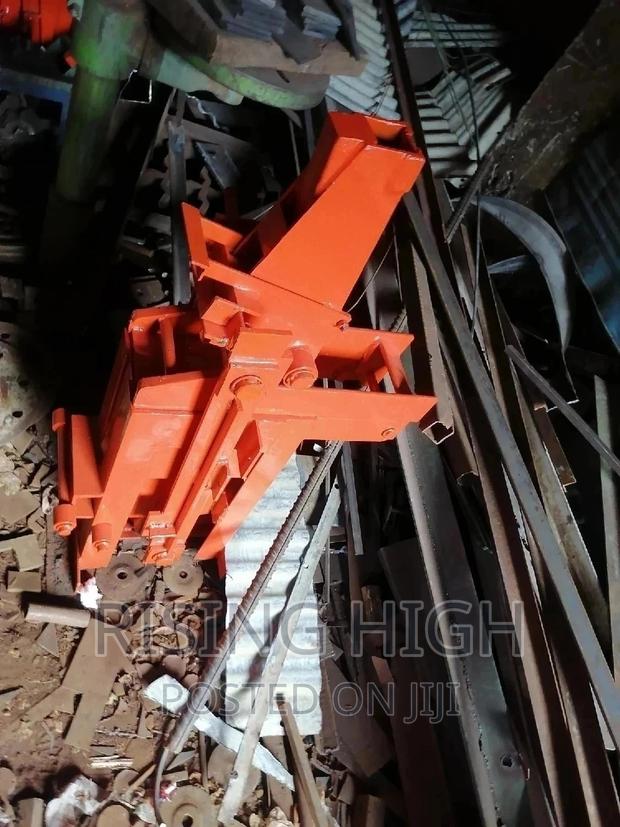 Superior Quality Interlocking Machines - main view