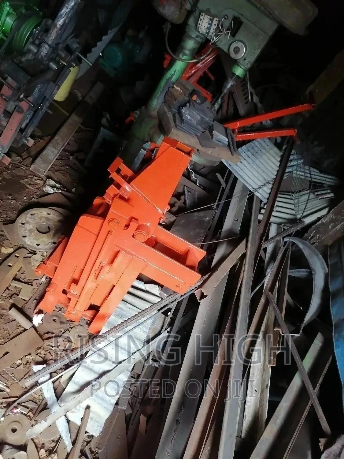 Heavy-Duty Guage Superior Quality Interlocking Machines