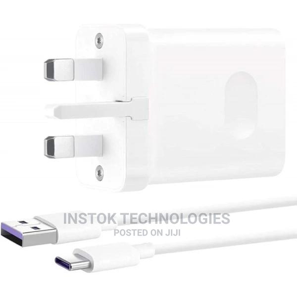 Huawei Supercharge 40W Wall Adapter With USB C Cable - main view