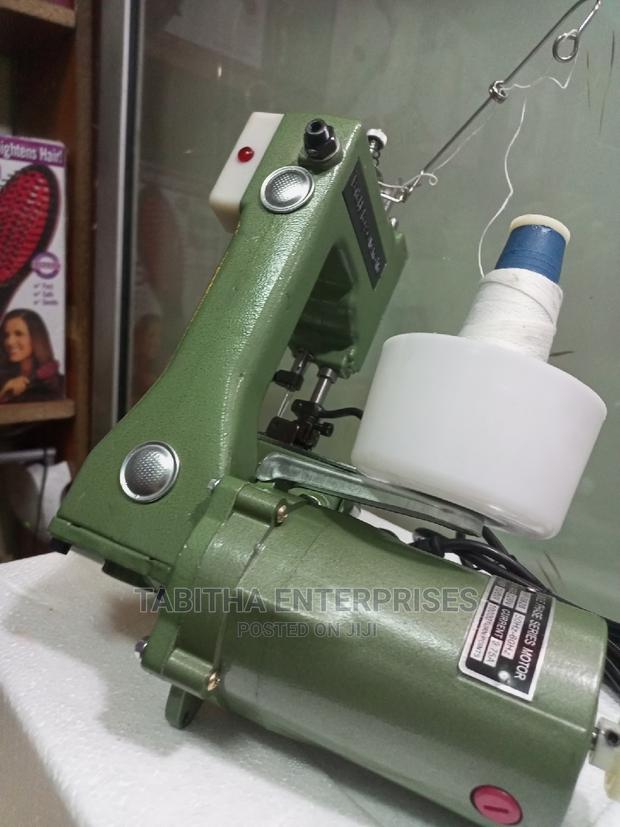Sack Bag Closer/ Sewing Machine