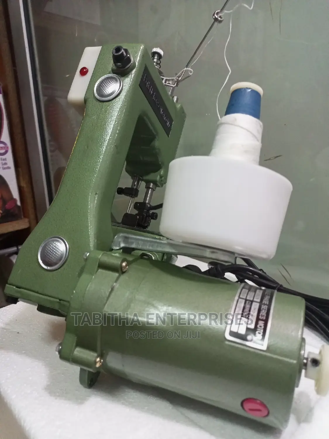 Sewing Machine /Commercial Bag Closer