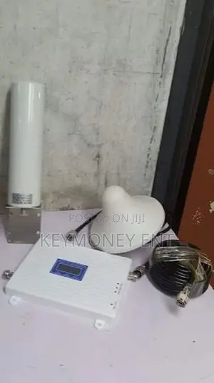 Smart Triband GSM Network Repeater 2g 3g 4g