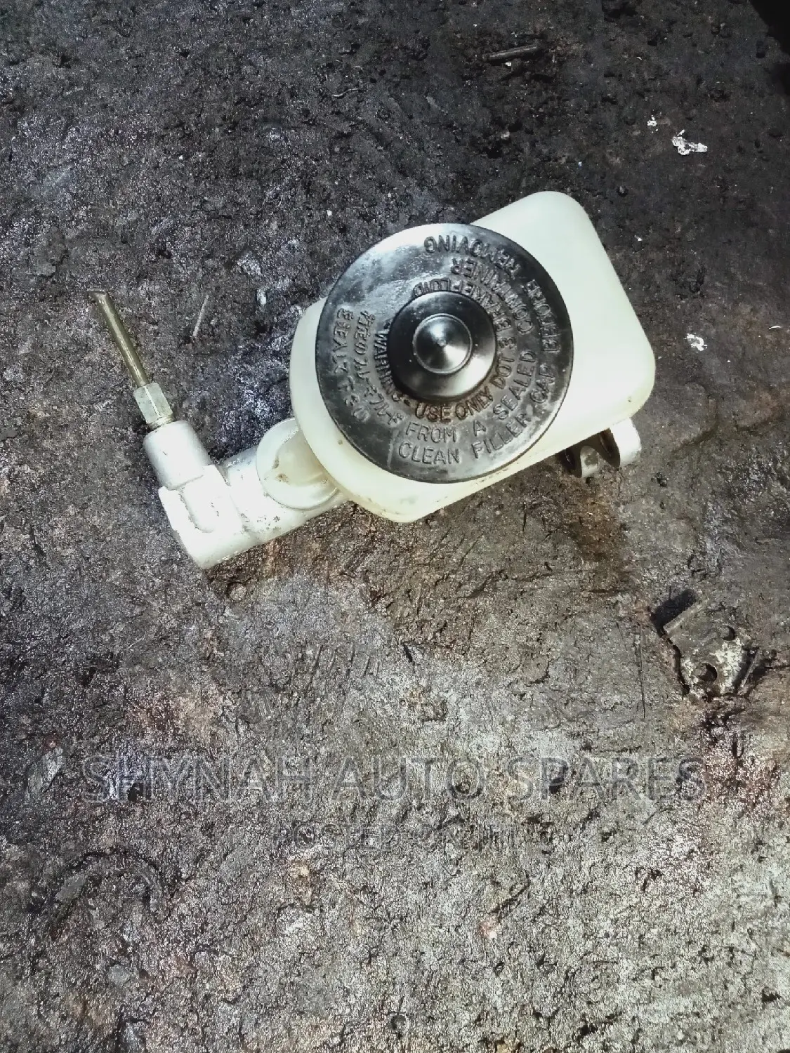 Brake Master Cylinder Toyota Hillux