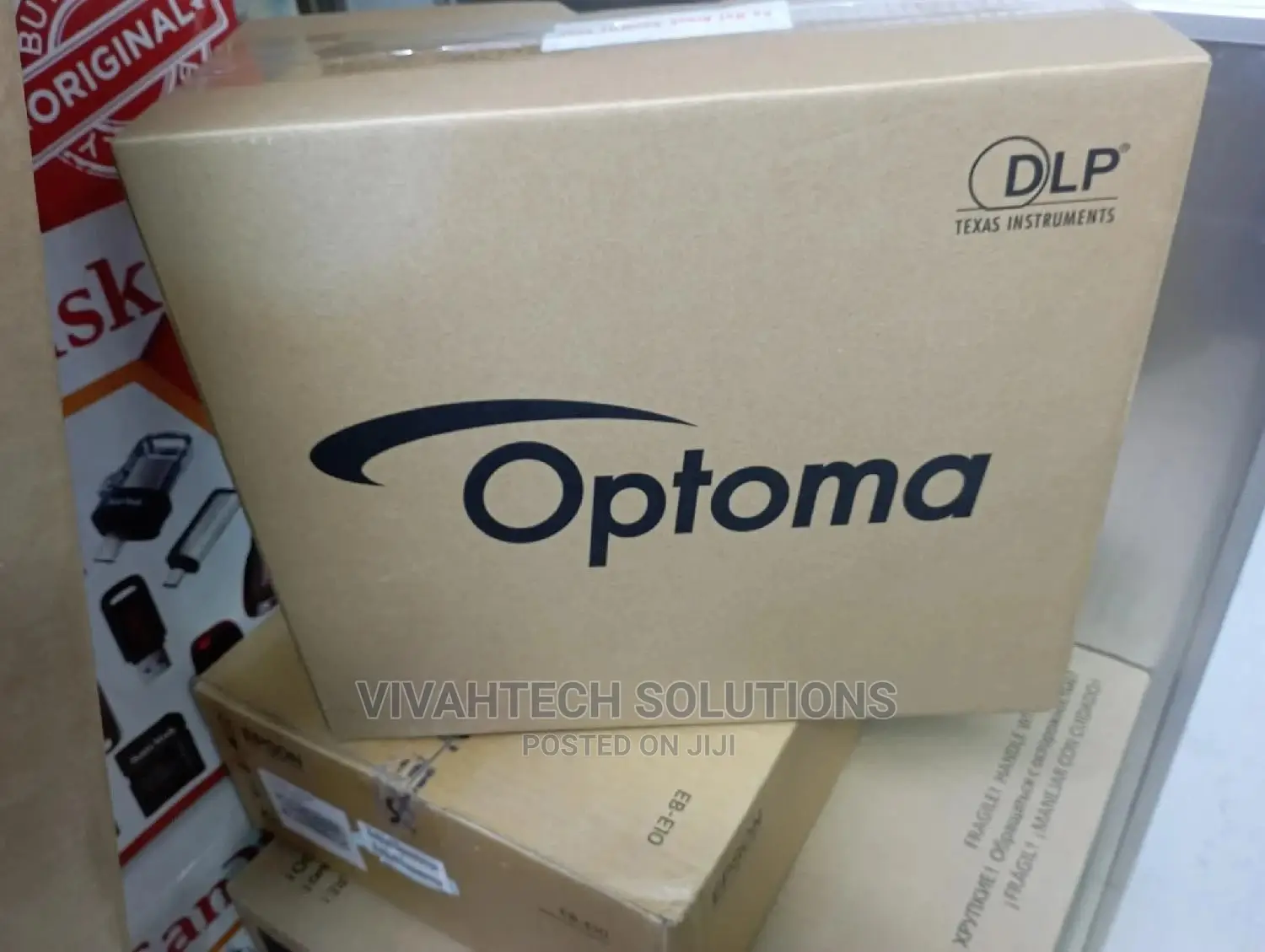Brand New Affordable Optoma Projector <.>