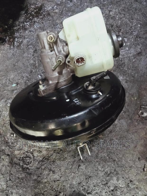 Brake Booster and Master Cylinder Toyota Mark X - thumbnail 2