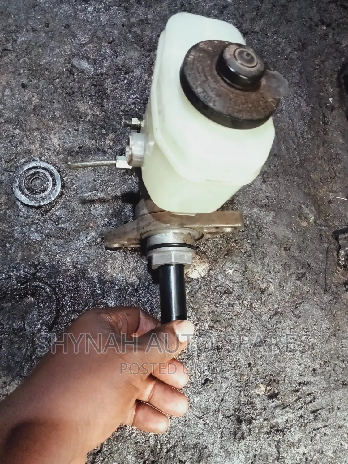 Brake Master Cylinder Toyota Mark X