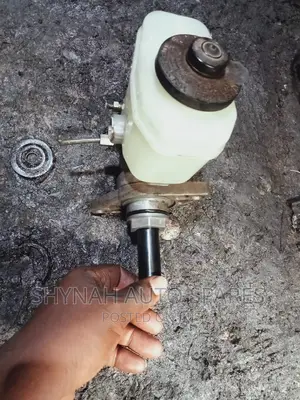 Brake Master Cylinder Toyota Mark X