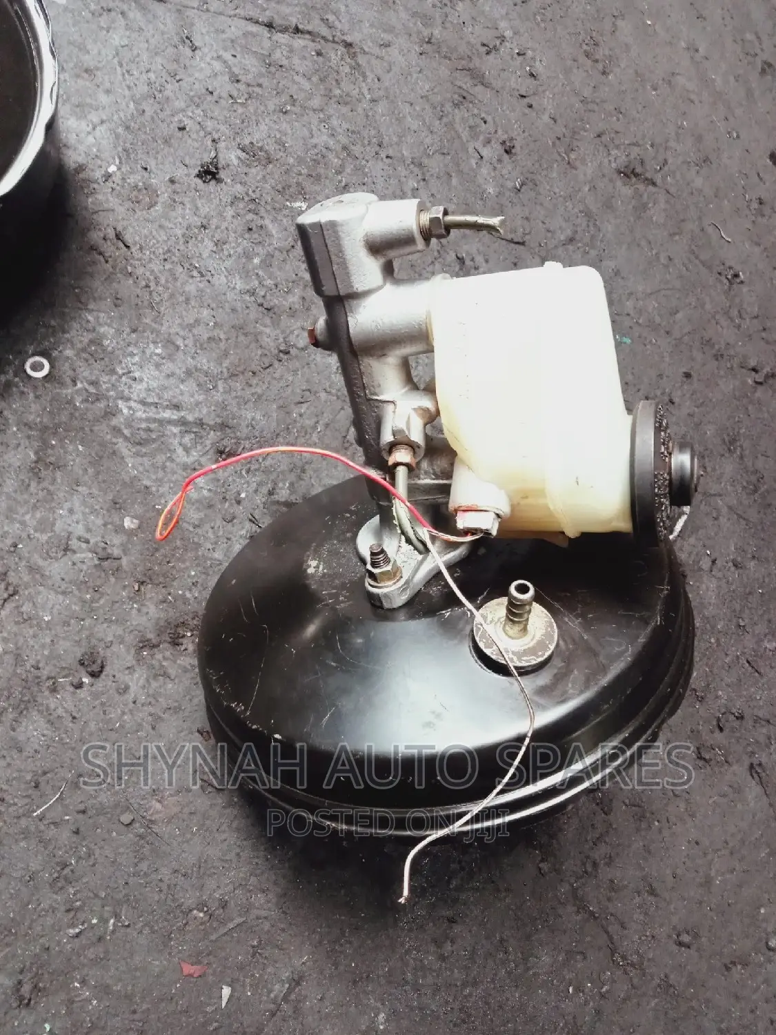 Brake Booster and Cylinder Toyota 103 109