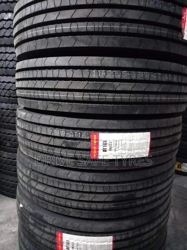11 R 22.5 Golden Crown Tyre Made in Thailand
