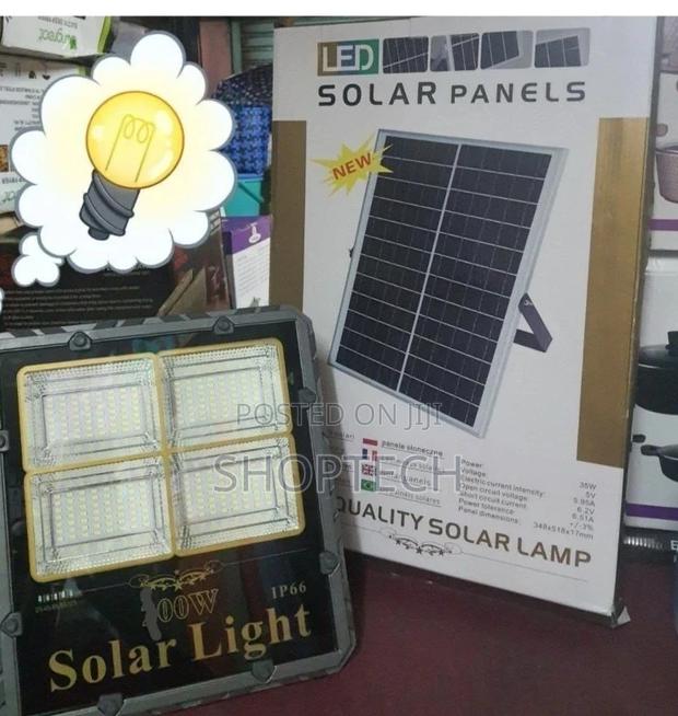 100 Watts Solar Flood Lights
