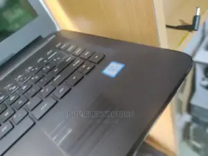 Laptop Dell Latitude 12 E5270 4GB Intel Core I5 500GB