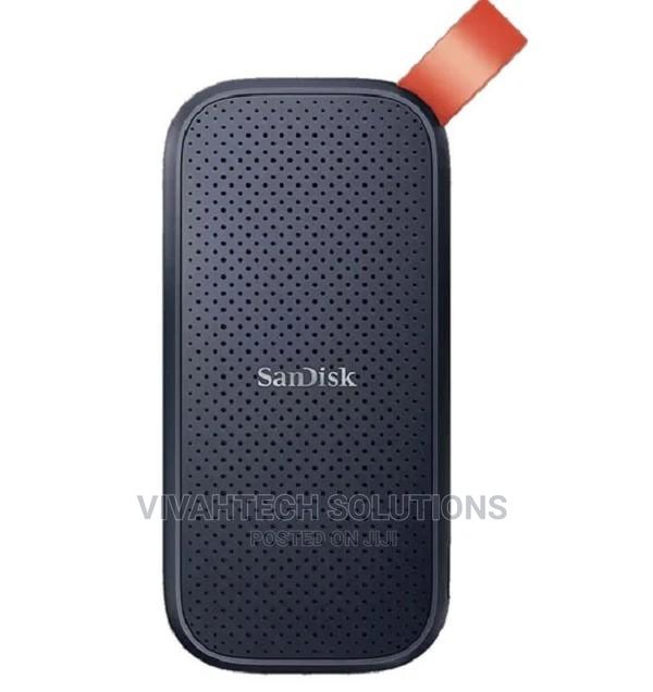 Brand New External Sandisk SSD 2TB { 2000GB } - main view