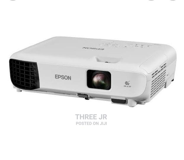 Epson EB-E10 Now in Stock