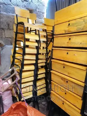 Very High Quality Lockers and Chairs