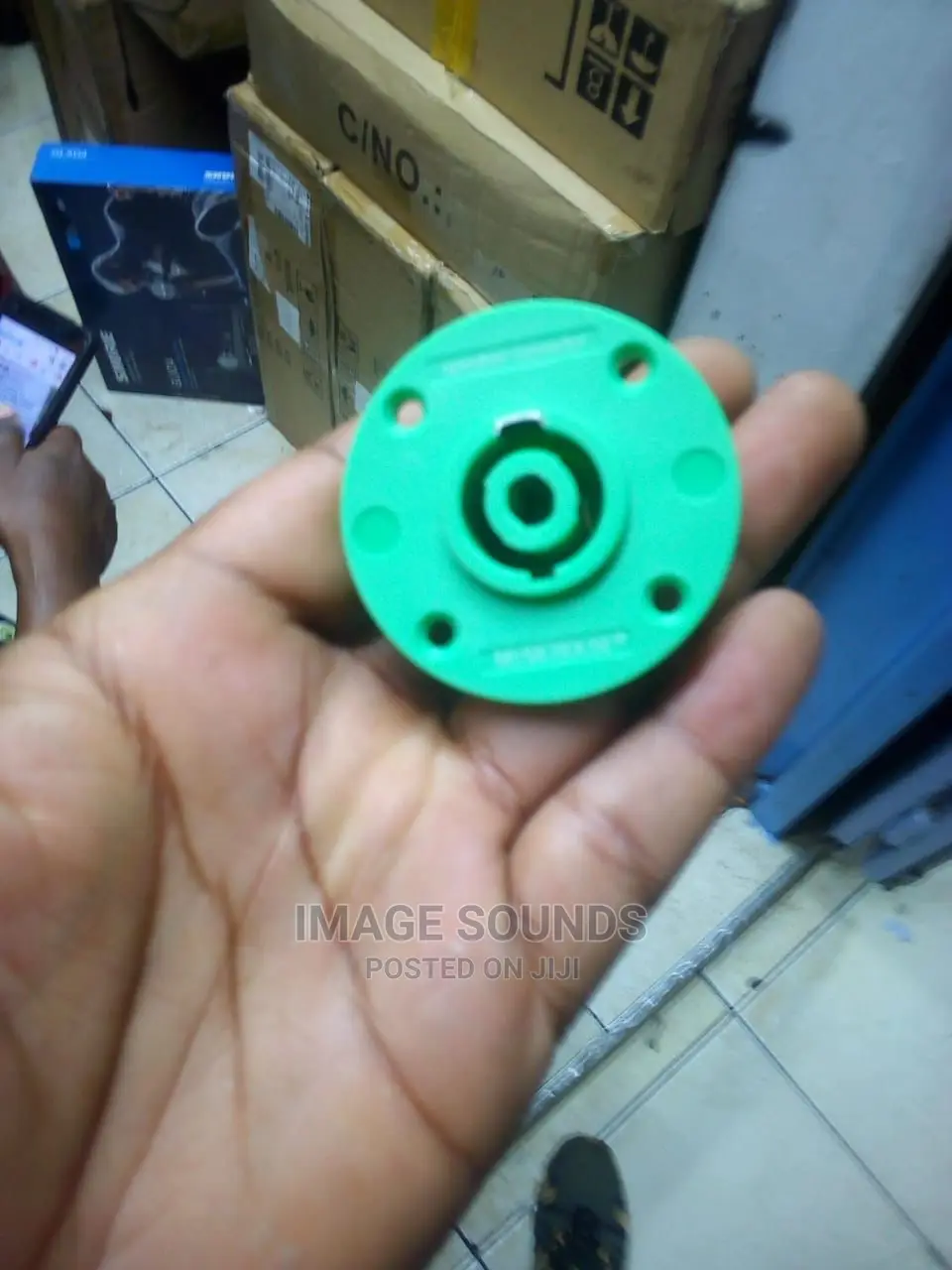 Speacon Connector