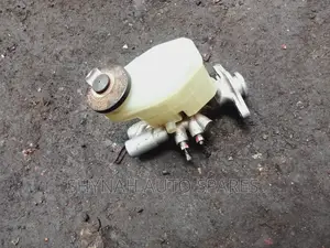 Brake Master Cylinder Toyota Townace.. Toyota Noah Old Model