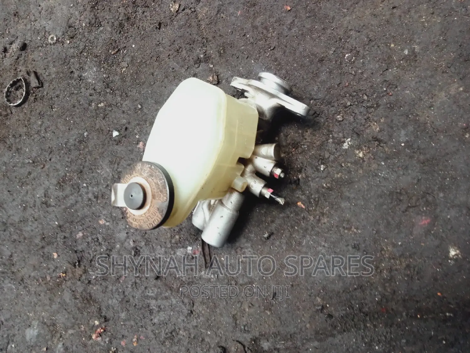 Brake Master Cylinder Toyota Townace.. Toyota Noah Old Model