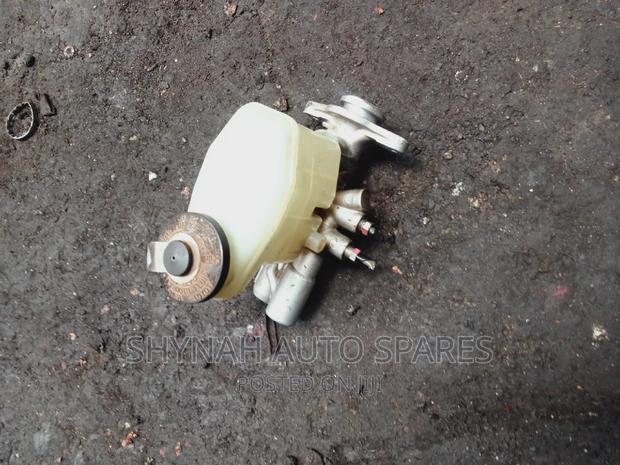 Brake Master Cylinder Toyota Townace.. Toyota Noah Old Model