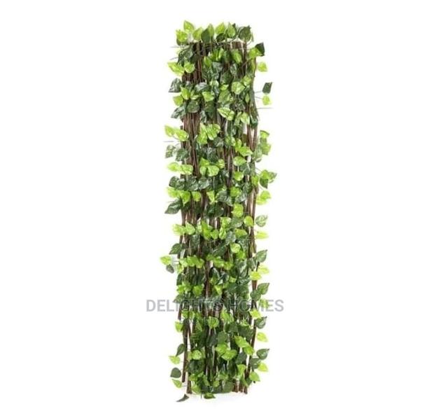 Expandable Privacy Fence - thumbnail 2