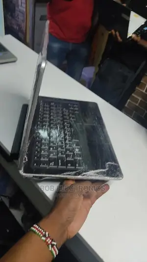 Laptop Dell Latitude 12 E5270 4GB Intel Core I5 500GB