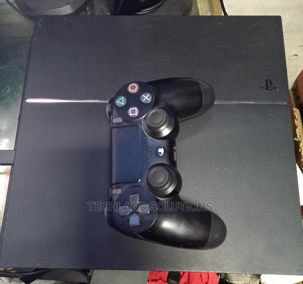 Playstation 4 Standard , Used Ps4
