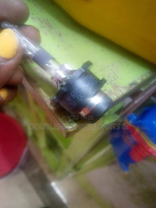 Xenon Bulb 6009 Dim Light - main view