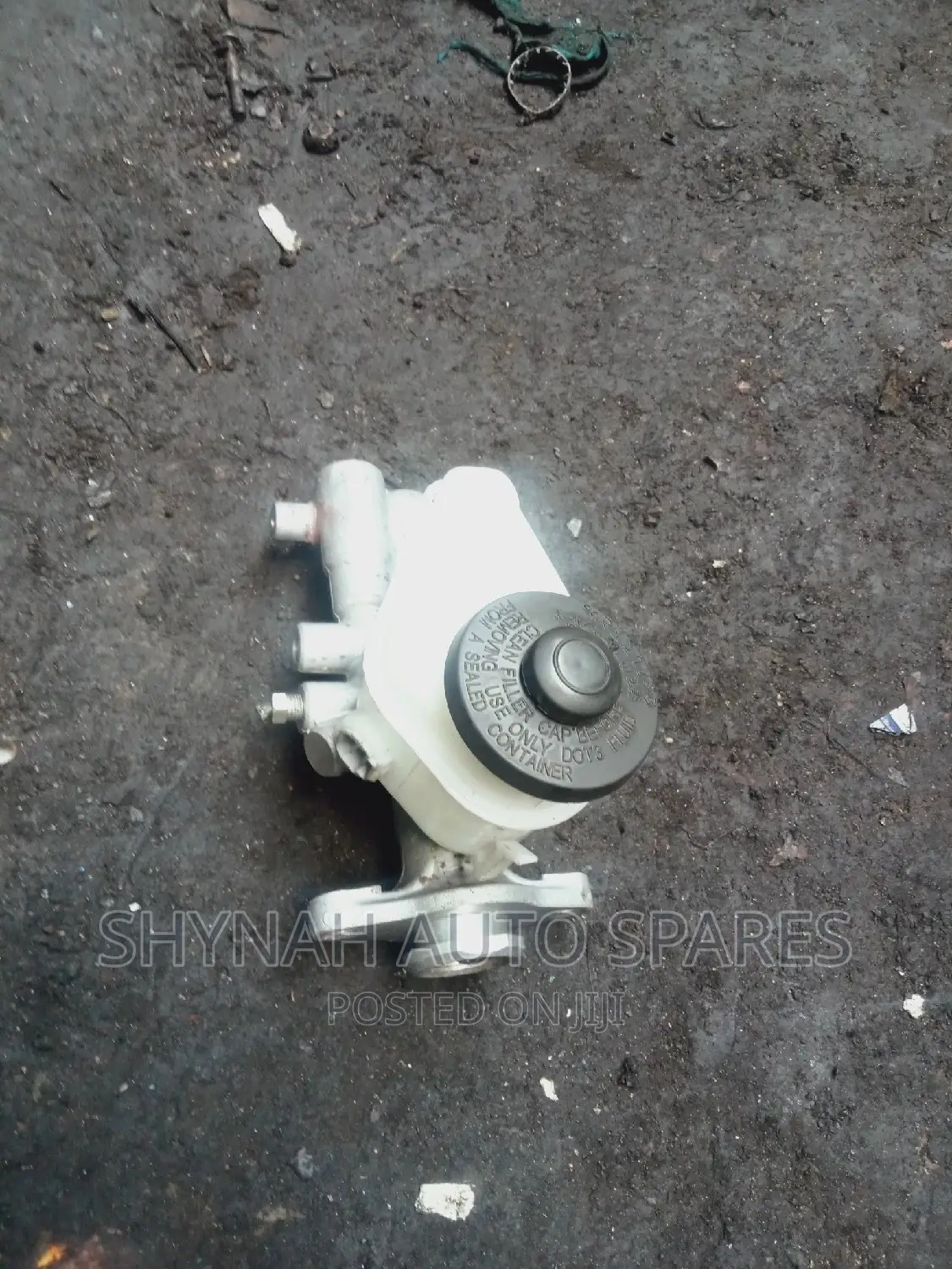 Double Piston Brake Master Cylinder Toyota Townace, Cruiser
